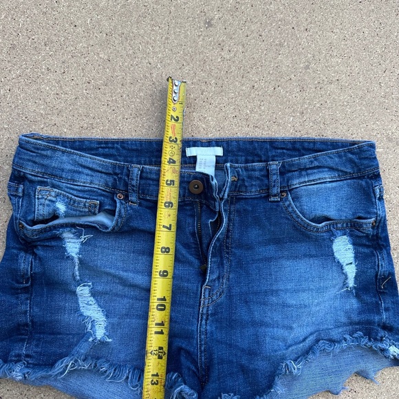 Distressed Blue Denim Women Shorts H&M Size 10 - Picture 3 of 6